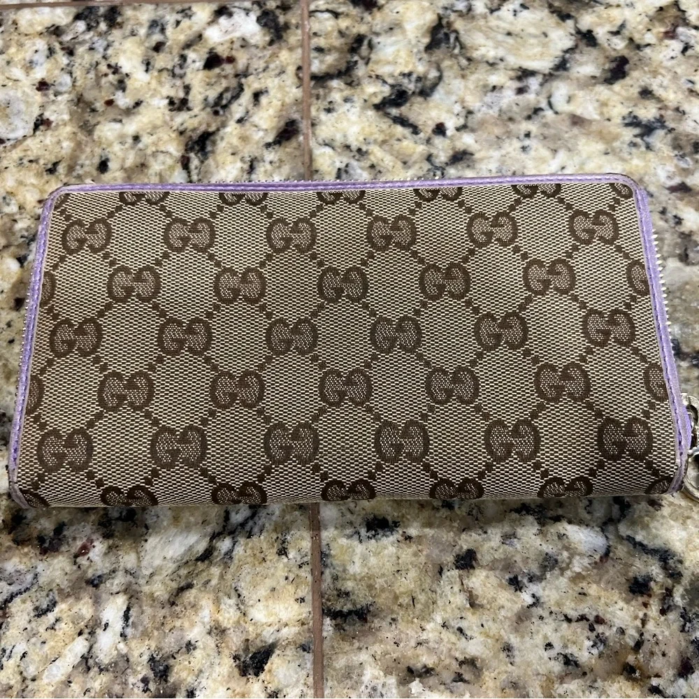 Gucci Brown and Purple Monogram Wallet - Picture 3 of 15